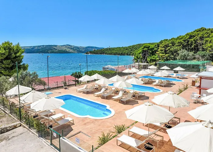 Medena-2 By Interhome * تروغير