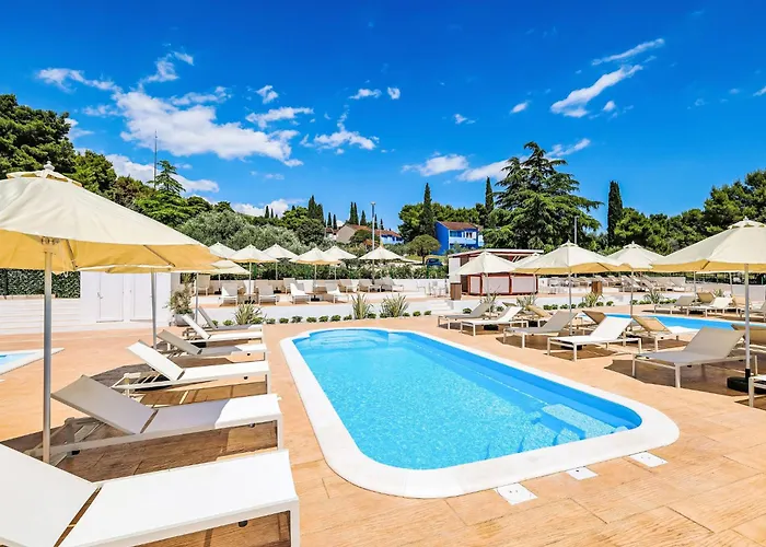 Medena-2 By Interhome * 特罗吉尔