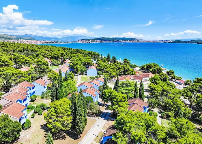 Medena-2 By Interhome 特罗吉尔