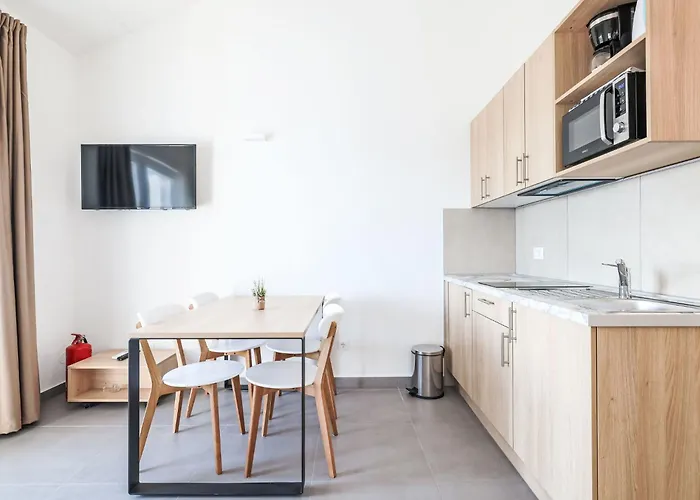 Medena-2 By Interhome * 特罗吉尔